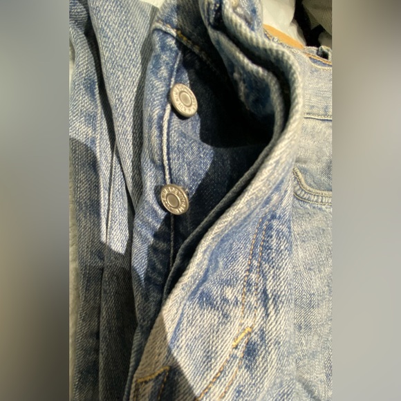 Jeans with stripe like new - Picture 2 of 7